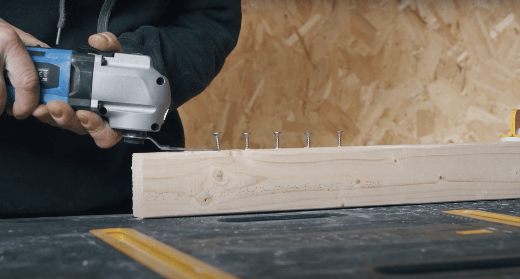 How to cut screws with a multitool